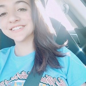 Meet your Posher, Kaelyn